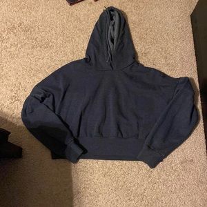 Cropped hoodie